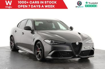 SPOTICAR Alfa Romeo Giulia 2.9 V6 Bi-turbo Quadrifoglio Auto Euro 6 (s/s) 4dr Used Car - Saloon Petrol Grey - Epsom - 1200588785_1