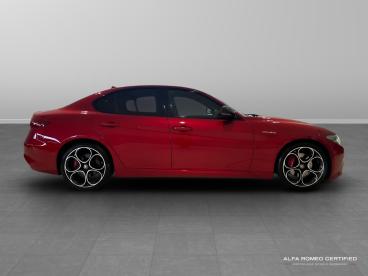 ALFA ROMEO CERTIFIED Alfa Romeo Giulia 2.0t Veloce Auto Euro 6 (s/s) 4dr Used Car - Saloon Petrol Red - Slough - 590934_2