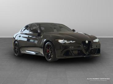 ALFA ROMEO CERTIFIED Alfa Romeo Giulia 2.9 V6 Bi-turbo Quadrifoglio Auto Euro 6 (s/s) 4dr Used Car - Saloon Petrol Black - Slough - 591053_1