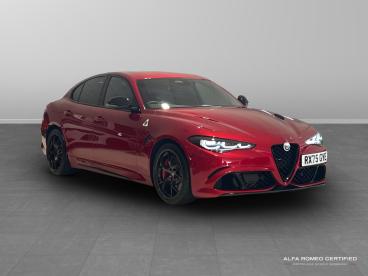 ALFA ROMEO CERTIFIED Alfa Romeo Giulia 2.9 V6 Bi-turbo Quadrifoglio Auto Euro 6 (s/s) 4dr Used Car - Saloon Petrol Red - Slough - 591055_1