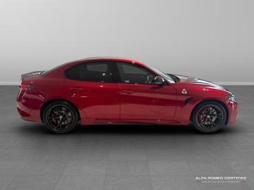 ALFA ROMEO CERTIFIED Alfa Romeo Giulia 2.9 V6 Bi-turbo Quadrifoglio Auto Euro 6 (s/s) 4dr Used Car - Saloon Petrol Red - Slough - 591055_2