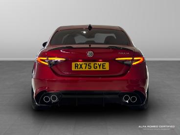 ALFA ROMEO CERTIFIED Alfa Romeo Giulia 2.9 V6 Bi-turbo Quadrifoglio Auto Euro 6 (s/s) 4dr Used Car - Saloon Petrol Red - Slough - 591055_5
