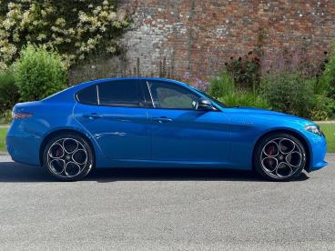 ALFA ROMEO CERTIFIED Alfa Romeo Giulia 2.0t Veloce Auto Euro 6 (s/s) 4dr Used Car - Saloon Petrol Blue - Swansea - 591618_3