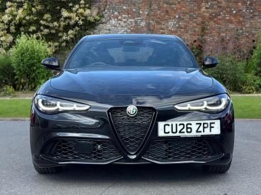 ALFA ROMEO CERTIFIED Alfa Romeo Giulia 2.0t Veloce Auto Euro 6 (s/s) 4dr Used Car - Saloon Petrol Black - Swansea - 591619_2