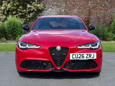 ALFA ROMEO CERTIFIED Alfa Romeo Giulia 2.0t Veloce Auto Euro 6 (s/s) 4dr Used Car - Saloon Petrol Red - Swansea - 591620_2