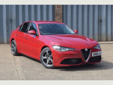 SPOTICAR Alfa Romeo Giulia 2.0t Veloce Auto Euro 6 (s/s) 4dr Used Car - Saloon Petrol Red - Pulborough - 1200592163_1