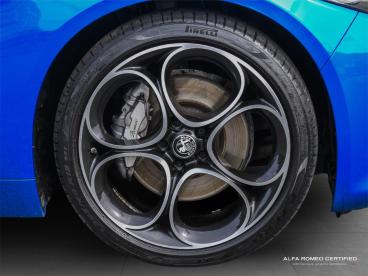 ALFA ROMEO CERTIFIED Alfa Romeo Giulia 2.0t Veloce Auto Euro 6 (s/s) 4dr Used Car - Saloon Petrol Blue - Nuneaton - 593390_5