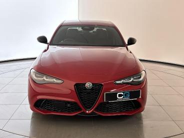 SPOTICAR Alfa Romeo Giulia 2.0t Veloce Auto Euro 6 (s/s) 4dr Used Car - Saloon Petrol Red - Croxdale - 1200597804_2