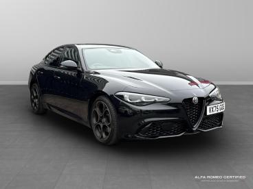 ALFA ROMEO CERTIFIED Alfa Romeo Giulia 2.0t Intensa Auto Euro 6 (s/s) 4dr Used Car - Saloon Petrol Black - Swindon - 598182_2