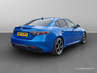 ALFA ROMEO CERTIFIED Alfa Romeo Giulia 2.0t Veloce Auto Euro 6 (s/s) 4dr Used Car - Saloon Petrol Blue - Leicester - 601490_3