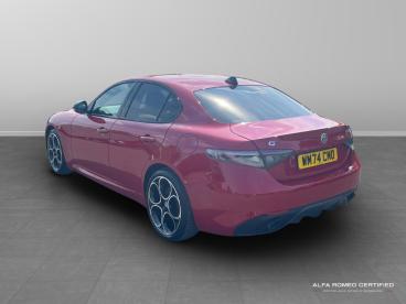 SPOTICAR Alfa Romeo Giulia 2.0t Veloce Auto Euro 6 (s/s) 4dr Used Car - Saloon Petrol Red - Kidlington - 800601659_5