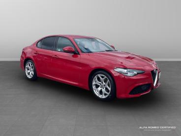 ALFA ROMEO CERTIFIED Alfa Romeo Giulia  Used Car - Saloon Diesel Red - Salford - 602112_1