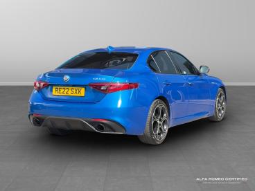 ALFA ROMEO CERTIFIED Alfa Romeo Giulia 2.0t Veloce Auto Euro 6 (s/s) 4dr Used Car - Saloon Petrol Blue - Slough - 605161_3