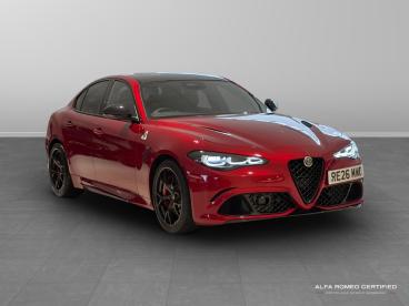 ALFA ROMEO CERTIFIED Alfa Romeo Giulia 2.9 V6 Bi-turbo Quadrifoglio Auto Euro 6 (s/s) 4dr Used Car - Saloon Petrol Red - Slough - 605165_1