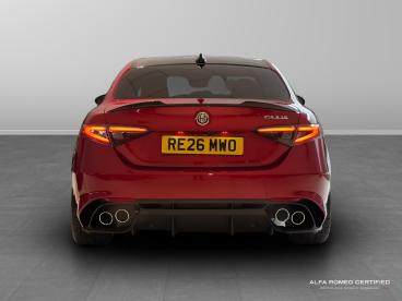 ALFA ROMEO CERTIFIED Alfa Romeo Giulia 2.9 V6 Bi-turbo Quadrifoglio Auto Euro 6 (s/s) 4dr Used Car - Saloon Petrol Red - Slough - 605165_5