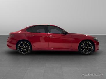 ALFA ROMEO CERTIFIED Alfa Romeo Giulia 2.0t Intensa Auto Euro 6 (s/s) 4dr Used Car - Saloon Petrol Red - Slough - 605194_2