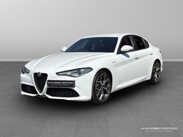 ALFA ROMEO CERTIFIED Alfa Romeo Giulia 2.0t Veloce Auto Euro 6 (s/s) 4dr Used Car - Saloon Petrol White - Swindon - 605308_4