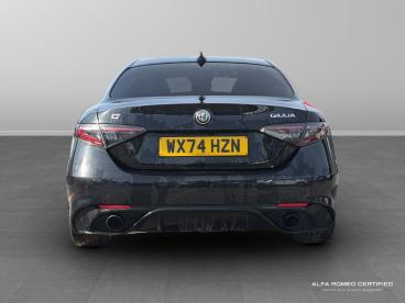 ALFA ROMEO CERTIFIED Alfa Romeo Giulia 2.0t Sprint Auto Euro 6 (s/s) 4dr Used Car - Saloon Petrol Black - Salford - 606526_4