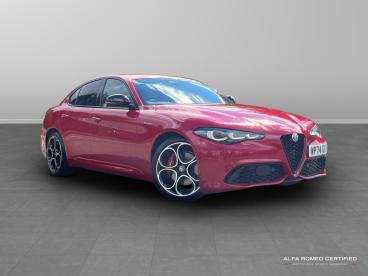 ALFA ROMEO CERTIFIED Alfa Romeo Giulia 2.0t Veloce Auto Euro 6 (s/s) 4dr Used Car - Saloon Petrol  - Kidlington - 613475_1