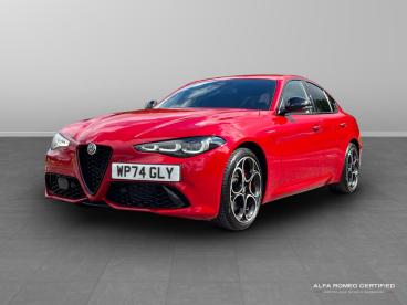 ALFA ROMEO CERTIFIED Alfa Romeo Giulia 2.0t Veloce Auto Euro 6 (s/s) 4dr Used Car - Saloon Petrol  - Kidlington - 613475_4