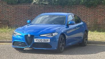 ALFA ROMEO CERTIFIED Alfa Romeo Giulia 2.0t Veloce Auto Euro 6 (s/s) 4dr Used Car - Saloon Petrol Blue - Hemel Hempstead - 614996_4