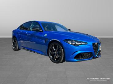 ALFA ROMEO CERTIFIED Alfa Romeo Giulia 2.9 V6 Bi-turbo Quadrifoglio Auto Euro 6 (s/s) 4dr Used Car - Saloon Petrol Blue - Swindon - 616129_2
