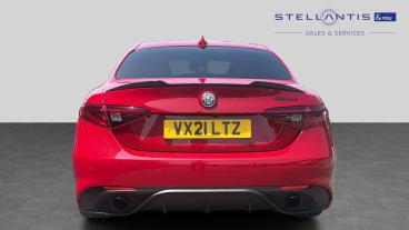 SPOTICAR Alfa Romeo Giulia 2.0t Veloce Ti Auto Euro 6 (s/s) 4dr Used Car - Saloon Petrol Red - Bristol - 1200619207_4