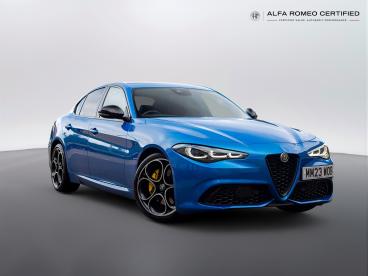 ALFA ROMEO CERTIFIED Alfa Romeo Giulia 2.0t Veloce Auto Euro 6 (s/s) 4dr Used Car - Saloon Petrol Blue -  - 619325_1