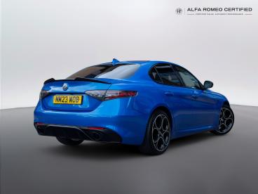 ALFA ROMEO CERTIFIED Alfa Romeo Giulia 2.0t Veloce Auto Euro 6 (s/s) 4dr Used Car - Saloon Petrol Blue -  - 619325_4