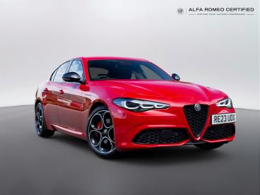 ALFA ROMEO CERTIFIED Alfa Romeo Giulia  Used Car - Saloon Petrol Red - Nuneaton - 619326_1