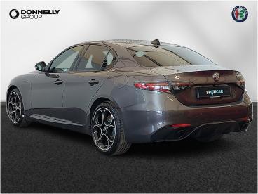 ALFA ROMEO CERTIFIED Alfa Romeo Giulia 2.0t Veloce Auto Euro 6 (s/s) 4dr Used Car - Saloon Petrol  - Newtownabbey - 625412_2