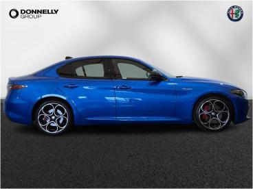 ALFA ROMEO CERTIFIED Alfa Romeo Giulia 2.0t Veloce Auto Euro 6 (s/s) 4dr Used Car - Saloon Petrol Blue - Newtownabbey - 625413_3