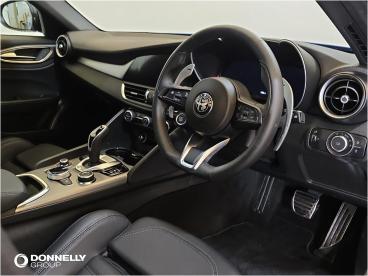 ALFA ROMEO CERTIFIED Alfa Romeo Giulia 2.0t Veloce Auto Euro 6 (s/s) 4dr Used Car - Saloon Petrol Blue - Newtownabbey - 625413_4