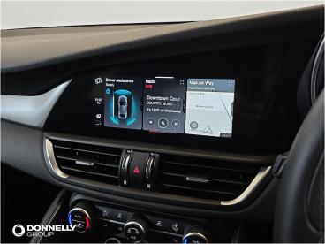ALFA ROMEO CERTIFIED Alfa Romeo Giulia 2.0t Veloce Auto Euro 6 (s/s) 4dr Used Car - Saloon Petrol Blue - Newtownabbey - 625413_5