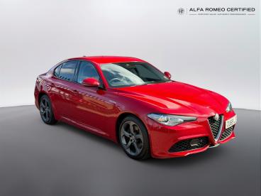 SPOTICAR Alfa Romeo Giulia 2.0t Veloce Auto Euro 6 (s/s) 4dr Used Car - Saloon Petrol Red - Norwich - 800630125_1
