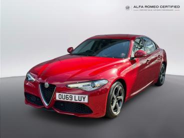 SPOTICAR Alfa Romeo Giulia 2.0t Veloce Auto Euro 6 (s/s) 4dr Used Car - Saloon Petrol Red - Norwich - 800630125_3