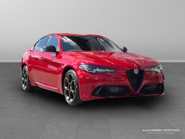 ALFA ROMEO CERTIFIED Alfa Romeo Giulia 2.0t Intensa Auto Euro 6 (s/s) 4dr Used Car - Saloon Petrol Red - Slough - 635820_1
