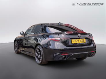 ALFA ROMEO CERTIFIED Alfa Romeo Giulia 2.0t Veloce Auto Euro 6 (s/s) 4dr Used Car - Saloon Petrol Black - Nuneaton - 638247_5