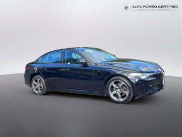 ALFA ROMEO CERTIFIED Alfa Romeo Giulia 2.0t Sprint Auto Euro 6 (s/s) 4dr Used Car - Saloon Petrol Black - Leicester - 638617_1