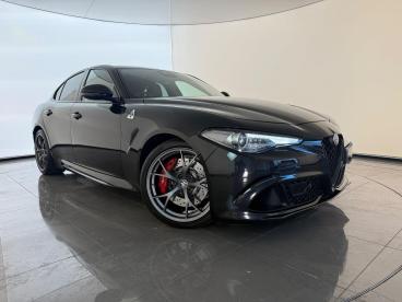 SPOTICAR Alfa Romeo Giulia 2.9 V6 Bi-turbo Quadrifoglio Auto Euro 6 (s/s) 4dr Used Car - Saloon Petrol Grey - Croxdale - 1200642960_1