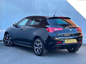 SPOTICAR Alfa Romeo Giulietta 1.4 Tb Sprint Euro 6 (s/s) 5dr Used Car - Hatchback Petrol Black - Wigan - 1200599932_3