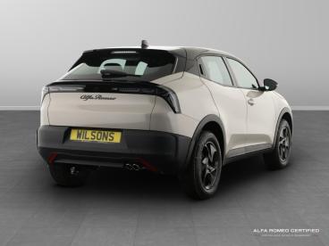 SPOTICAR Alfa Romeo Junior 1.2 Mhev Ibrida E-dct Euro 6 (s/s) 5dr Used Car - Suv Hybrid Black - Epsom - 800518479_3