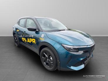 ALFA ROMEO CERTIFIED Alfa Romeo Junior 1.2 Mhev Ibrida E-dct Euro 6 (s/s) 5dr Used Car - Suv Hybrid Blue - Slough - 519881_1