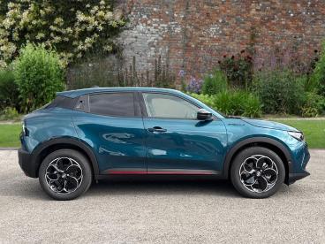 ALFA ROMEO CERTIFIED Alfa Romeo Junior 54kwh Elettrica Speciale Auto 5dr Used Car - Suv Electric Blue - Swansea - 521341_3