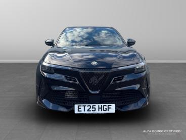ALFA ROMEO CERTIFIED Alfa Romeo Junior 1.2 Mhev Ibrida E-dct Euro 6 (s/s) 5dr Used Car - Suv Hybrid Black - Colchester - 532465_4