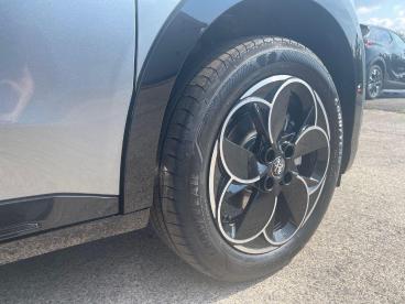 ALFA ROMEO CERTIFIED Alfa Romeo Junior 1.2 Turbo Ibrida 5dr Auto Used Car - Suv Petrol Grey - Swansea - 532680_4