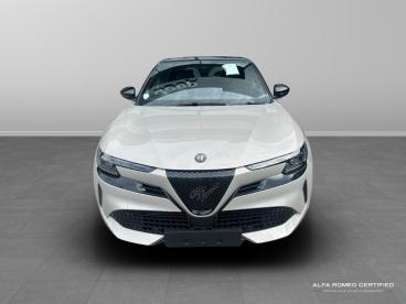 ALFA ROMEO CERTIFIED Alfa Romeo Junior 1.2 Mhev Ibrida E-dct Euro 6 (s/s) 5dr Used Car - Suv Hybrid Beige - Slough - 533991_2