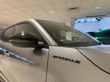 ALFA ROMEO CERTIFIED Alfa Romeo Junior 54kwh Elettrica Speciale Auto 5dr Used Car - Suv Electric Grey - Slough - 534791_5