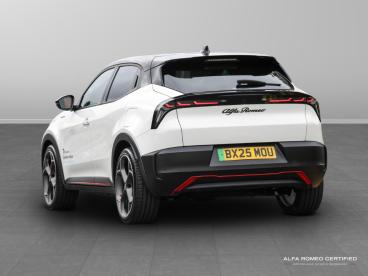ALFA ROMEO CERTIFIED Alfa Romeo Junior 54kwh Elettrica Veloce Auto 5dr Used Car - Suv Electric White - Nuneaton - 535714_2