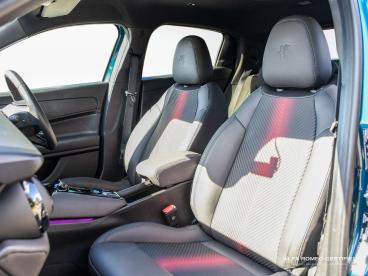 ALFA ROMEO CERTIFIED Alfa Romeo Junior 54kwh Elettrica Speciale Auto 5dr Used Car - Suv Electric Blue - Nuneaton - 535716_4